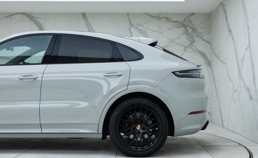 Porsche Cayenne GTS Coupe 34