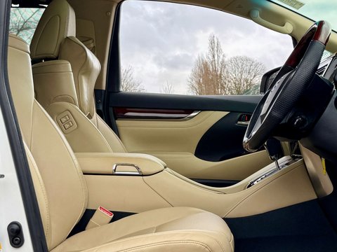 Toyota Alphard 3.5 V6 EXECUTIVE LOUNGE 7 SEAT 59