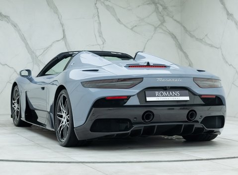 Maserati MC20 Cielo 13