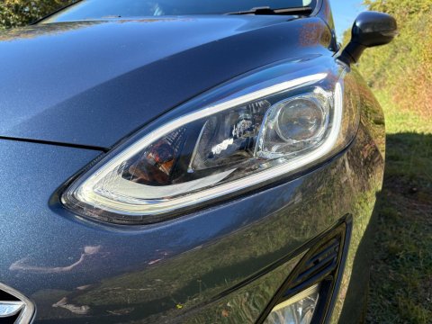 Ford Fiesta TITANIUM 21