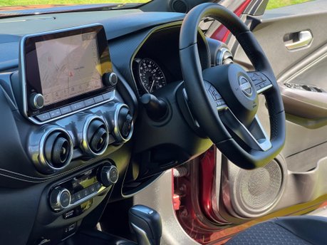 Nissan Juke DIG-T N-CONNECTA DCT 3