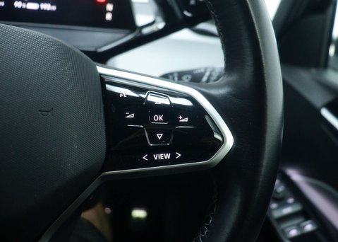 Volkswagen ID.3 Pro Performance 58kWh Family Hatchback 5dr Electric Auto (204 ps) 38