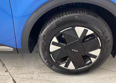 Kia Sportage 1.6 T-GDi HEV Pure 17
