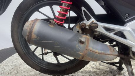 Honda CB GLR125 2017 RUNNING PROJECT BIKE 125CC CBF125 17K LEARNER BIKE 19