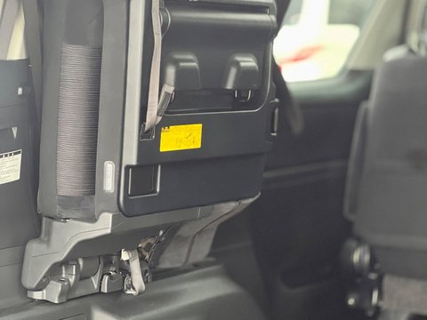 Toyota Vellfire V6 Sunroof 54