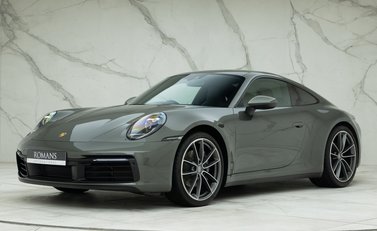 Porsche 911 Carrera (992) 1