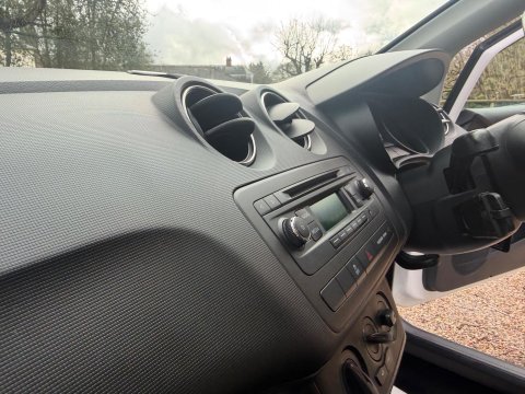 SEAT Ibiza 1.4 Toca Euro 5 5dr 12