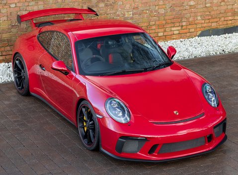 Porsche 911 (991.2) GT3 8