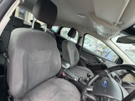 Ford Focus TITANIUM 8