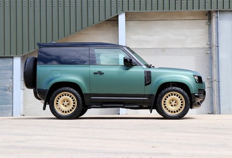 Land Rover Defender 90 Matte Wrap