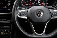 Volkswagen T-Cross SE TSI DSG 18