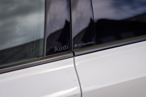 Audi RS3 2.5 TFSI Carbon Vorsprung Sportback S Tronic quattro Euro 6 (s/s) 5dr 48