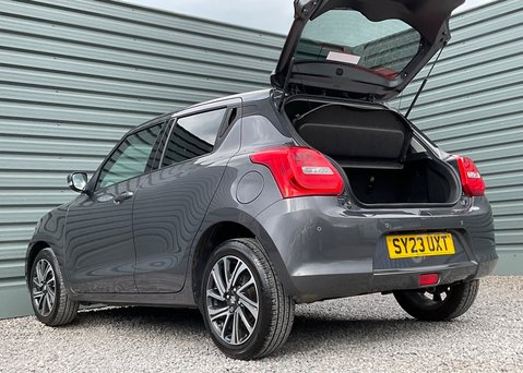 Suzuki Swift SZ5 DUALJET MHEV 12