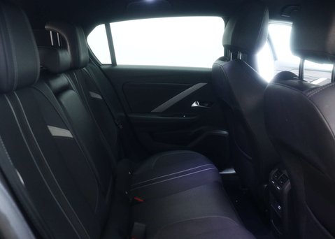 Vauxhall Astra 1.2 Astra GS Turbo Auto 5dr 50