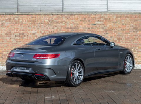 Mercedes-Benz S Class S63 Coupe 7