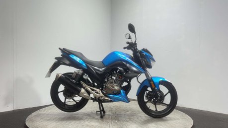 Lexmoto Isca 2020 ONLY 6K, NEW MOT, LEARNER BIKE 125CC NAKED 1