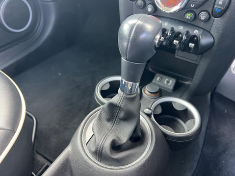 Mini Hatch 1.6 Cooper S Auto Euro 5 3dr 31