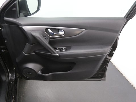 Nissan Qashqai 1.5 dCi Tekna Euro 6 (s/s) 5dr 19