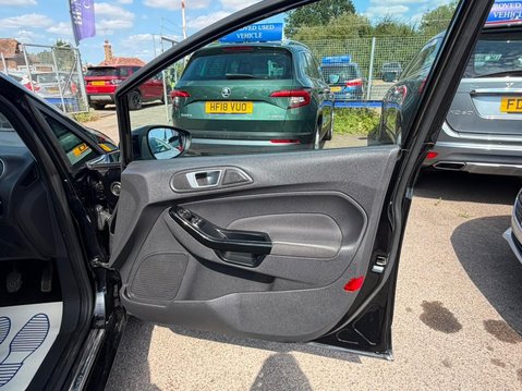 Ford Fiesta 1.25 Zetec Euro 6 5dr 29