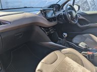 Peugeot 2008 E-HDI FELINE 11