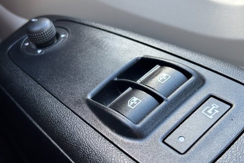 Citroen Relay 35 L3 H2 Enterprise 130 ps Hdi Panel Van - Air Con - Direct from the MOD 33