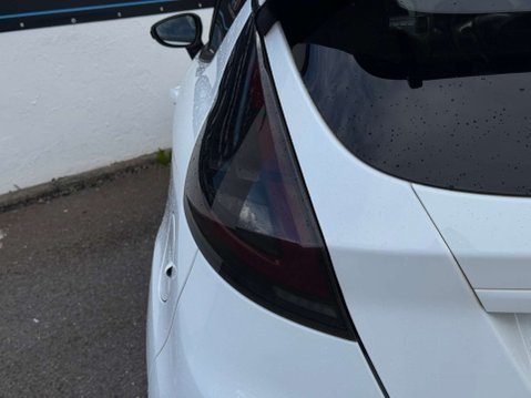 Ford Fiesta 1.6T EcoBoost ST-2 Hatchback 3dr Petrol Manual Euro 6 (182 ps) 36