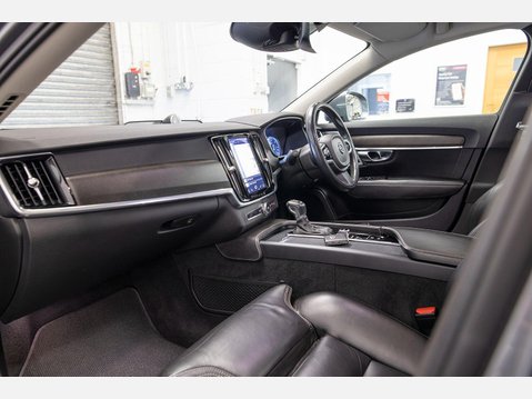 Volvo V90 2.0 D5 PowerPulse Auto AWD Euro 6 (s/s) 5dr 60