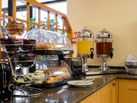 Welcome to Comfort Inn Hotel Arundel 4