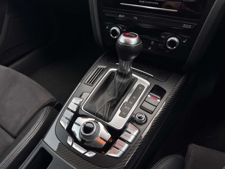 Audi RS4 4.2 RS 4 FSI Quattro Auto 4WD 5dr 39