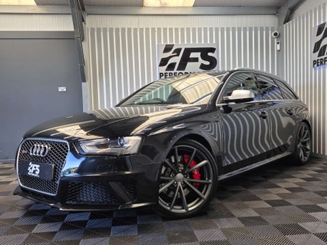 Audi RS4 4.2 FSI V8 Estate 5dr Petrol S Tronic quattro Euro 5 (450 ps) 3