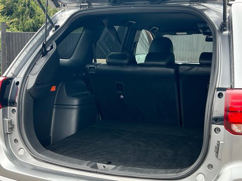 Mitsubishi Outlander PHEV EXCEED 43