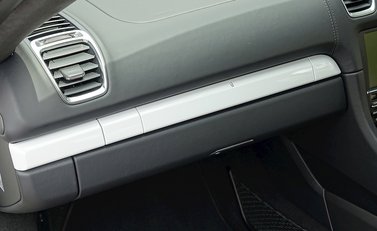 Porsche Cayman GTS 7