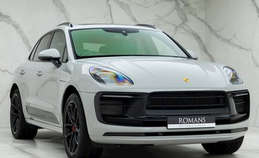 Porsche Macan GTS 1