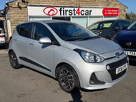 Hyundai i10 PREMIUM 1