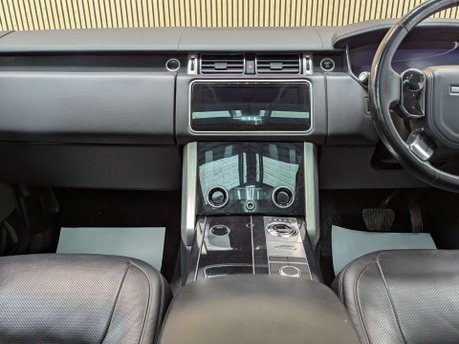 Land Rover Range Rover 3.0 Range Rover Vogue SDV6 Auto 4WD 5dr 51