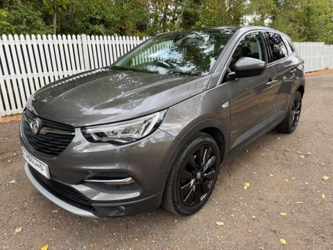 Vauxhall Grandland X ELITE NAV 8