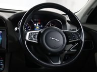 Jaguar F-Pace PORTFOLIO AWD 46