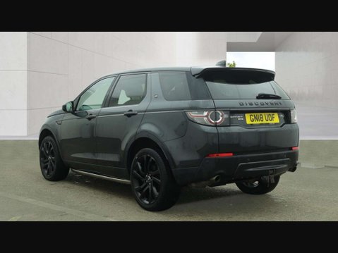 Land Rover Discovery Sport 2.0 Discovery Sport Black HSE TD4 Auto 4WD 5dr 3