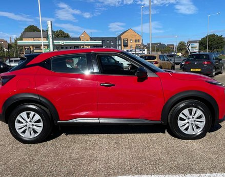 Nissan Juke 1.0 Juke Visia DiG-T 5dr 10