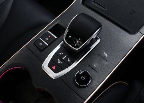 OMODA 5 1.6 5 Noble Auto 5dr 32