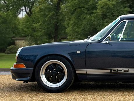 Porsche 911 CARRERA 3.2 BACK-DATE 10