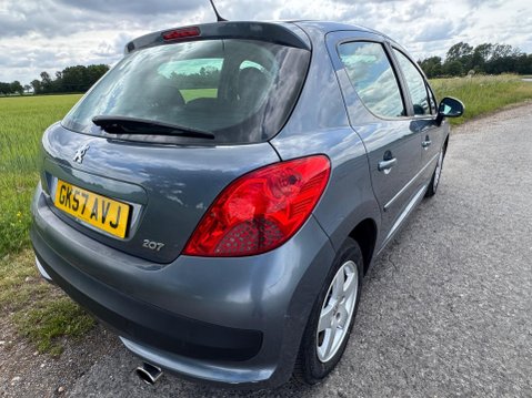 Peugeot 207 1.4 VTi Sport 5dr 31
