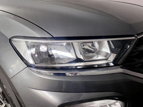 Volkswagen T-Roc 1.0 TSI Active SUV 5dr Petrol Manual Euro 6 (s/s) (110 ps) Air Con - Alloys 9