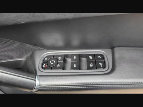 Porsche Cayenne V6 26