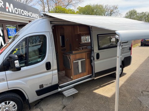 IH Motorhomes TIO RL REAR LOUNGE MODEL LOW MILEAGE 31
