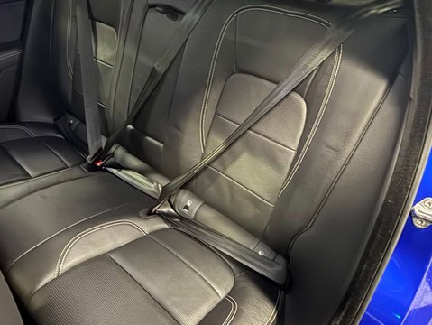 Jaguar E-Pace 2.0 E-Pace R-Dynamic S D AWD Auto 4WD 5dr 33