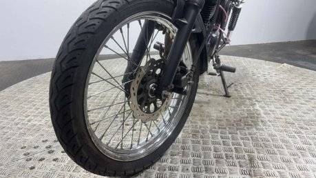 Herald Motor Co Classic 2014 XF 125CC Project 21