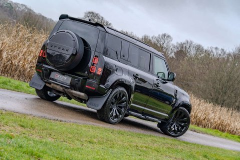 Land Rover Defender D300 X-Dynamic HSE URBAN 20