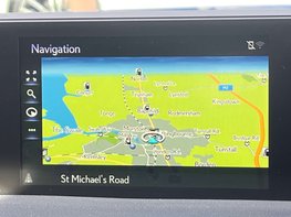 Lexus Ux 2.0 UX 250h 4x2 CVT 5dr 37