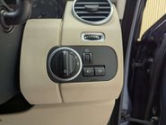 Land Rover Discovery 3.0 Discovery SE Tech SDV6 Auto 4WD 5dr 82